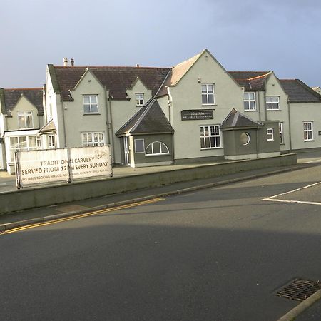 The Valley Hotel, Anglesey エクステリア 写真